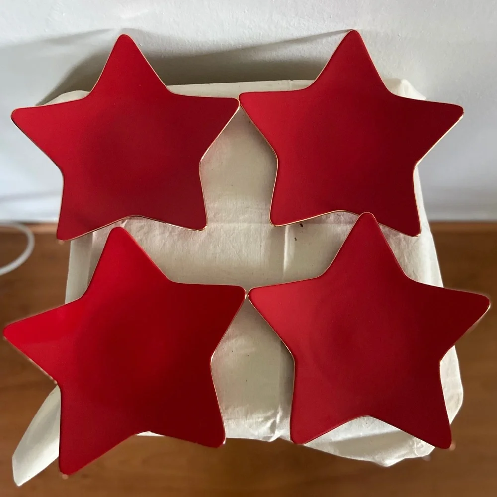 Williams Sonoma Porcelain Star Dessert Plates